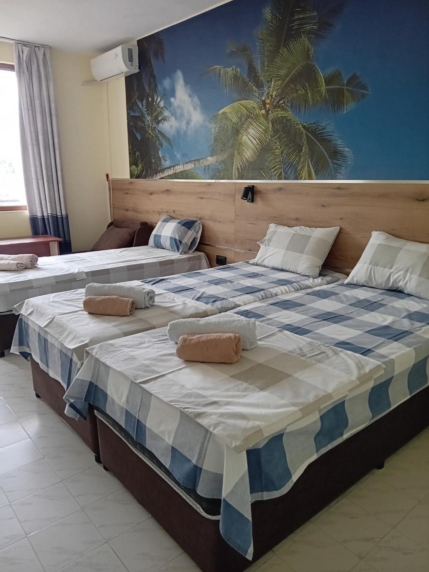 Guesthouse Oasis Kiten  Esterno foto