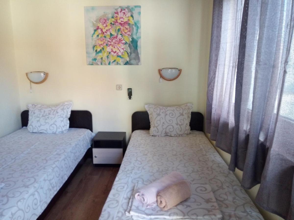 Guesthouse Oasis Kiten  Esterno foto