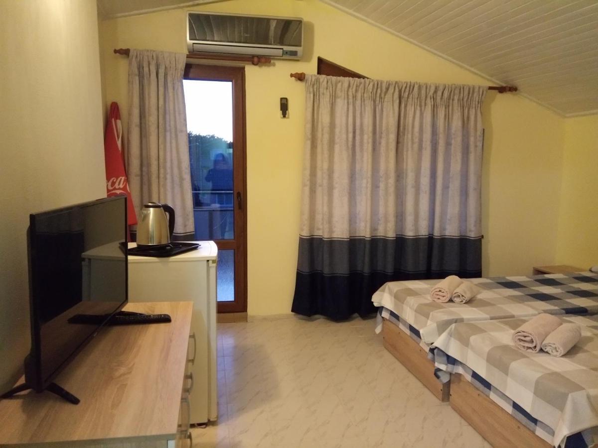 Guesthouse Oasis Kiten  Esterno foto