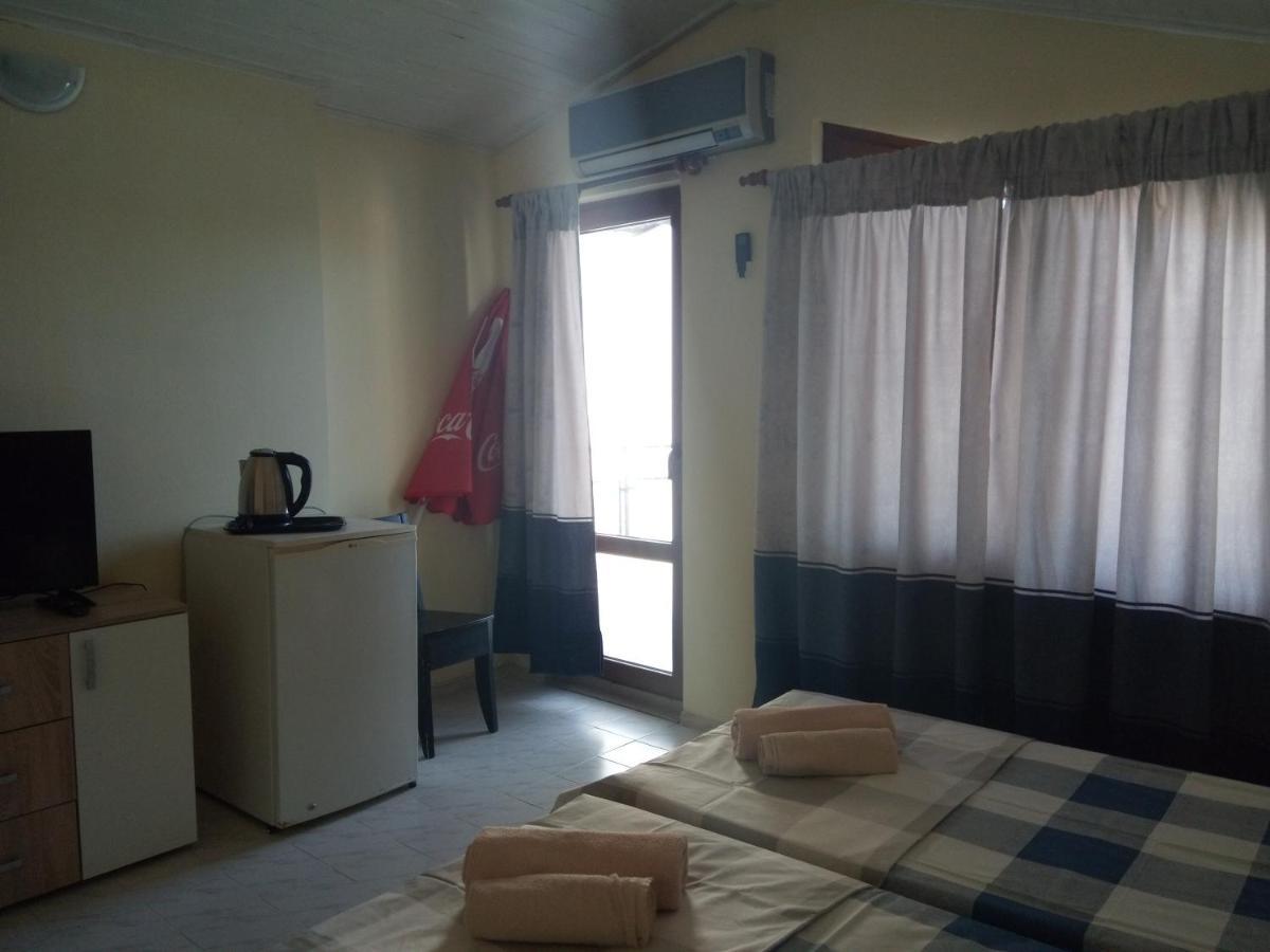 Guesthouse Oasis Kiten  Esterno foto